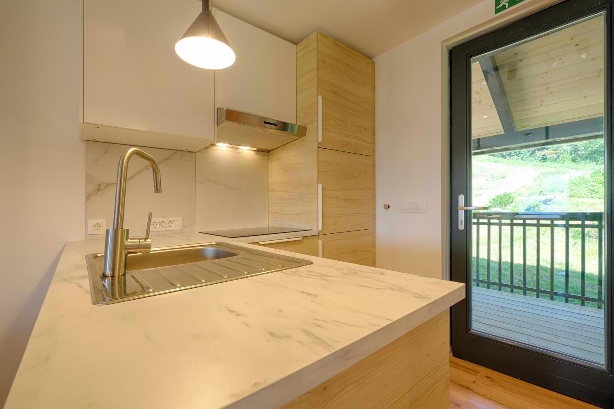 Apartments Pri Fencu ゴレンスカ地方 エクステリア 写真