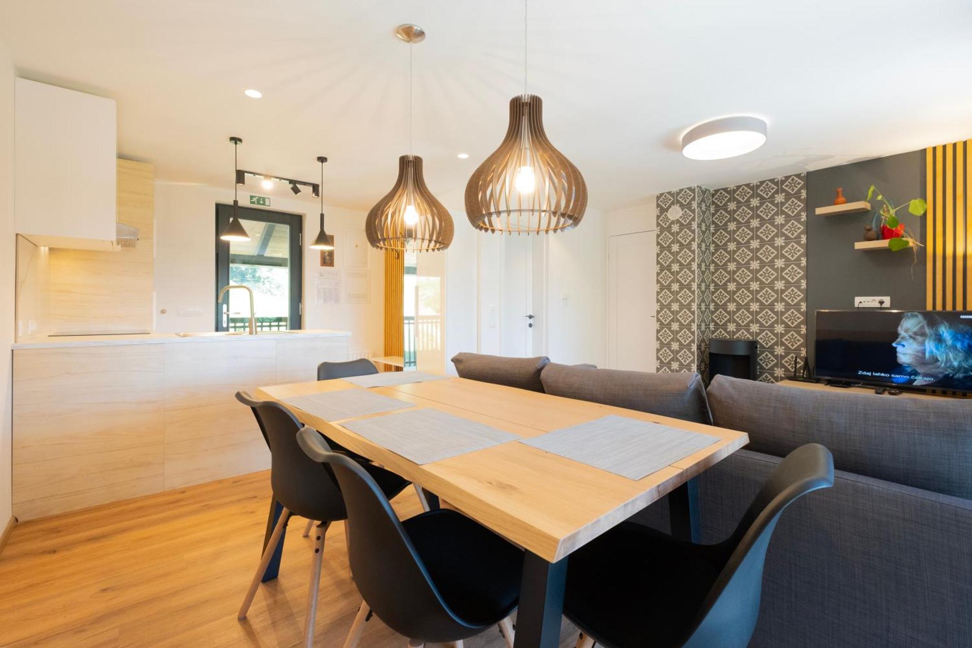 Apartments Pri Fencu ゴレンスカ地方 エクステリア 写真