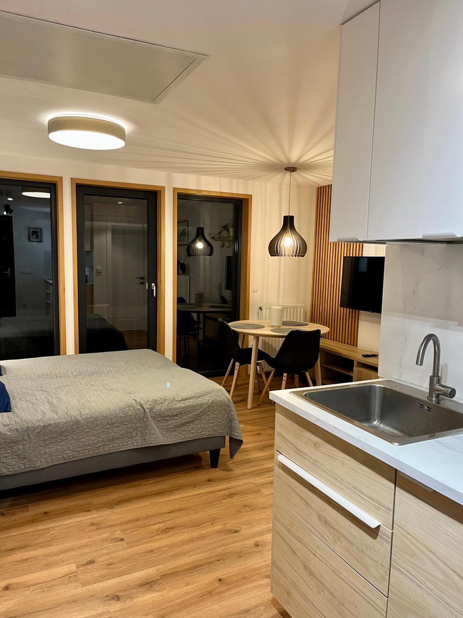 Apartments Pri Fencu ゴレンスカ地方 エクステリア 写真